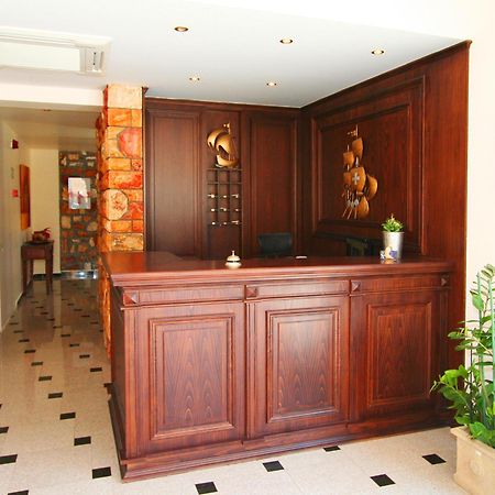 Iris Spa Loutrá Edipsoú Eksteriør bilde