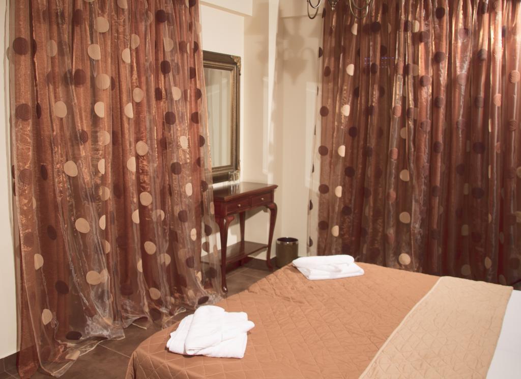 Iris Spa Loutrá Edipsoú Rom bilde