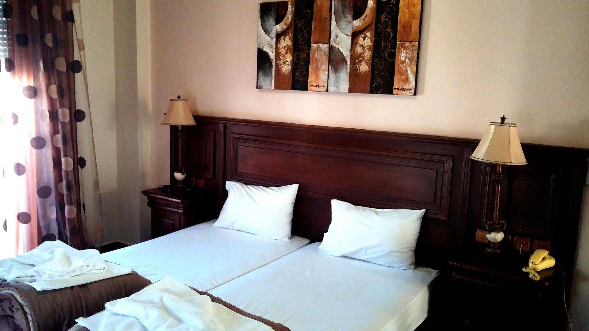 Iris Spa Loutrá Edipsoú Eksteriør bilde